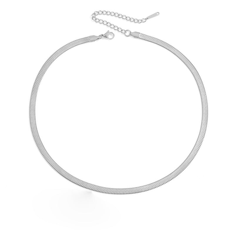 FLEUR NECKLACE
