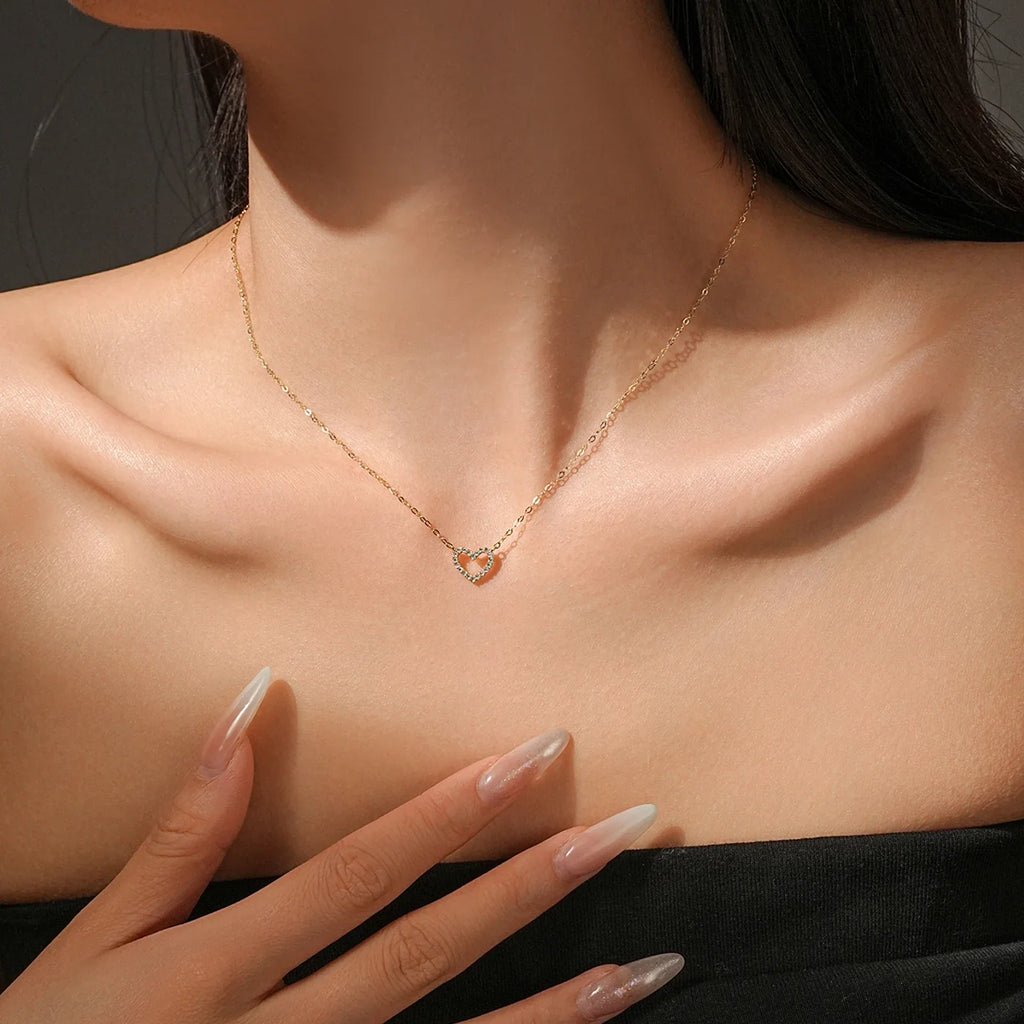 MORVELLA NECKLACE